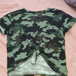 CAMO CROP TOP